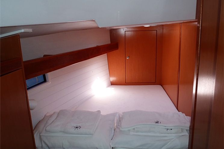 Charter Yacht Bavaria 45 - 4 Cabins - Trogir