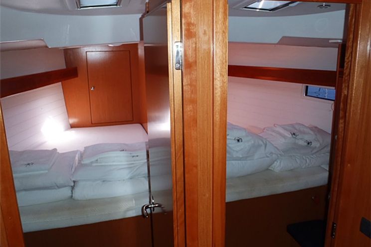 Charter Yacht Bavaria 45 - 4 Cabins - Trogir