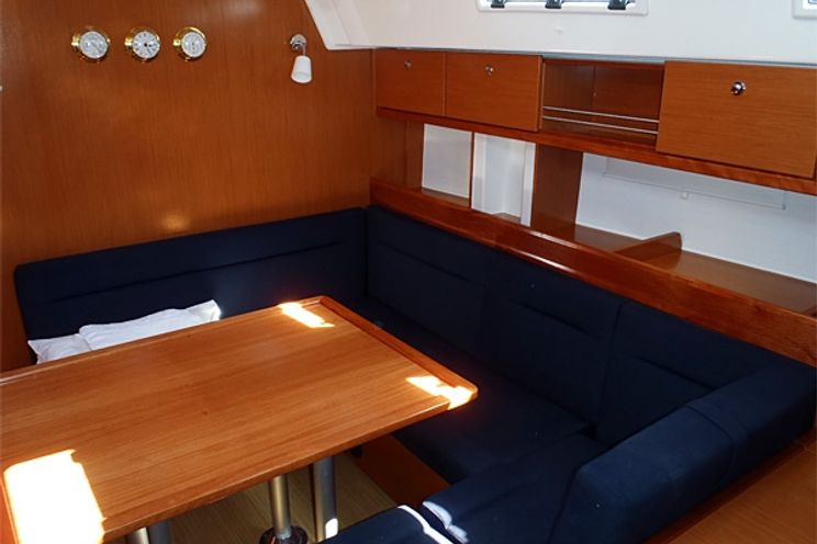 Charter Yacht Bavaria 45 - 4 Cabins - Trogir