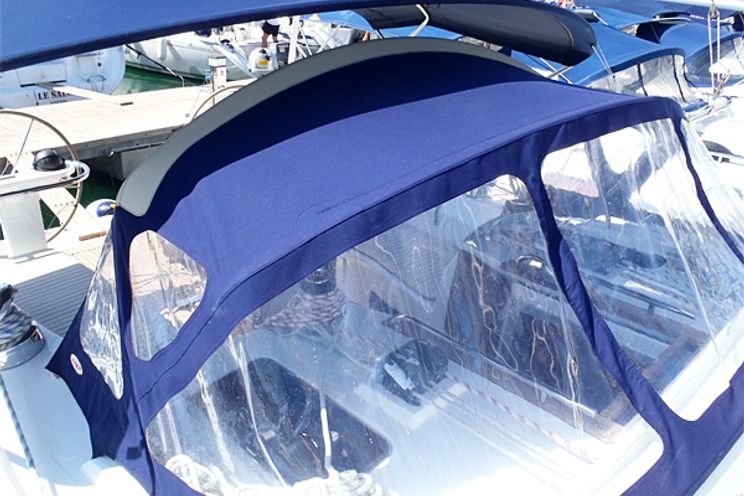 Charter Yacht Bavaria 45 - 4 Cabins - Trogir