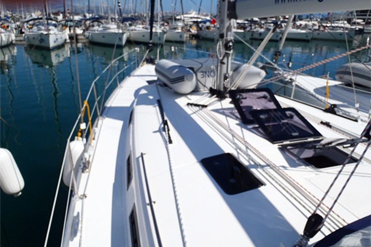 Charter Yacht Bavaria 45 - 4 Cabins - Trogir