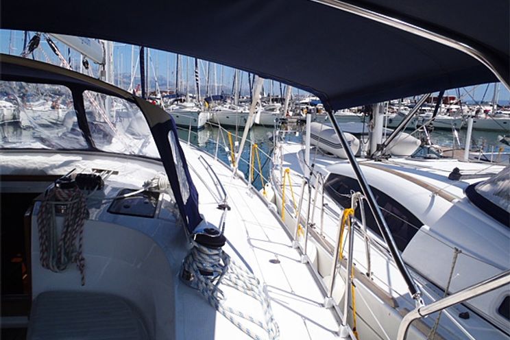 Charter Yacht Bavaria 45 - 4 Cabins - Trogir