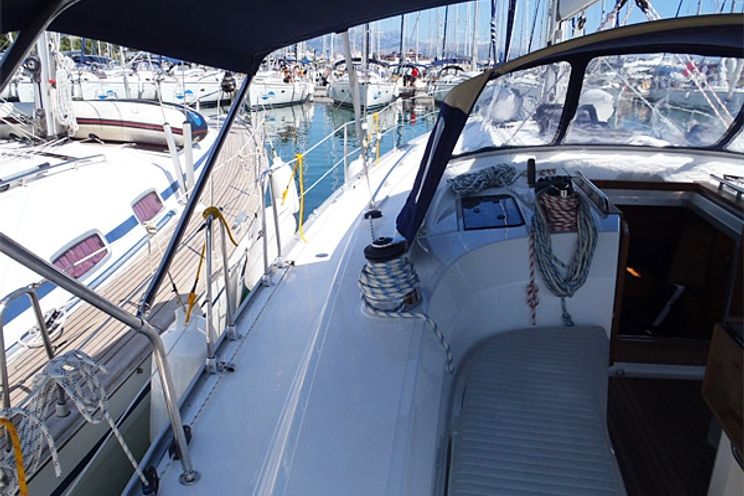 Charter Yacht Bavaria 45 - 4 Cabins - Trogir