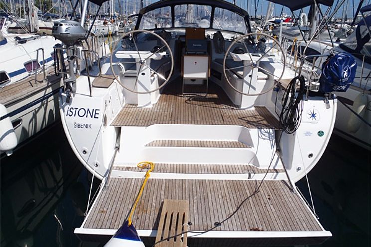 Charter Yacht Bavaria 45 - 4 Cabins - Trogir