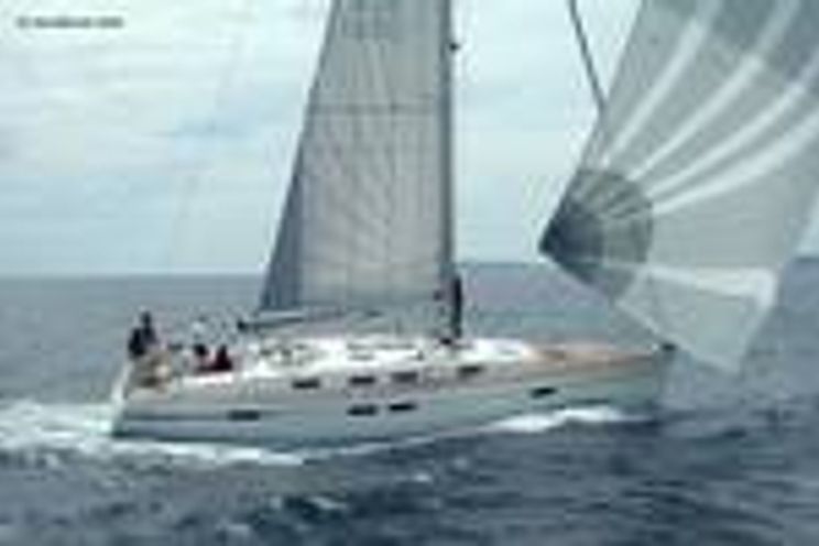 Charter Yacht Alinde
