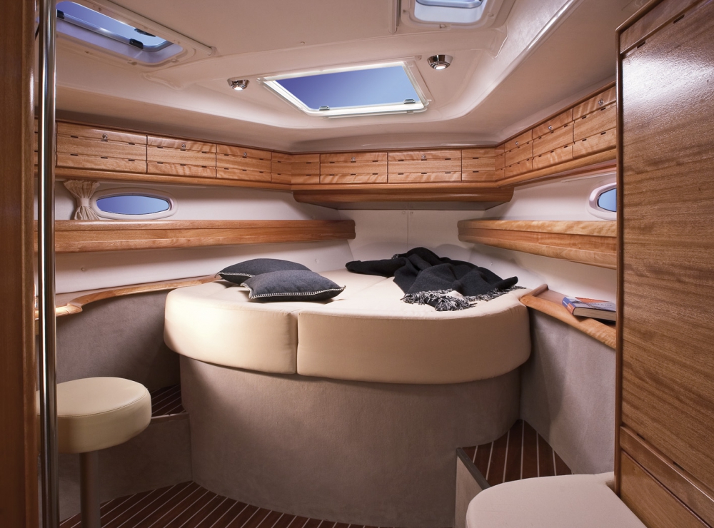 Charter Yacht Bavaria 50 - 2013 - 5 Cabins