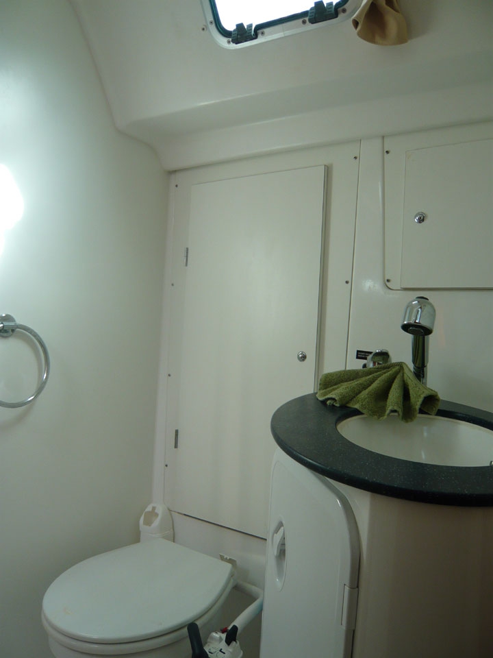 Charter Yacht ISLE DANCE II