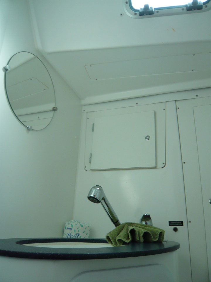 Charter Yacht ISLE DANCE II