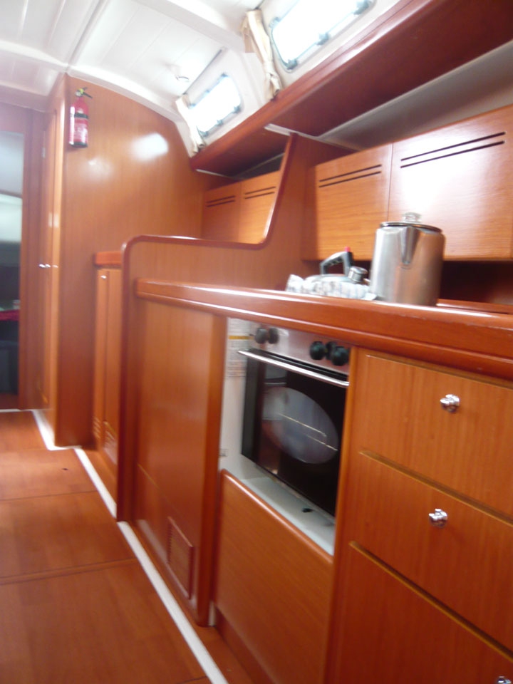 Charter Yacht ISLE DANCE II