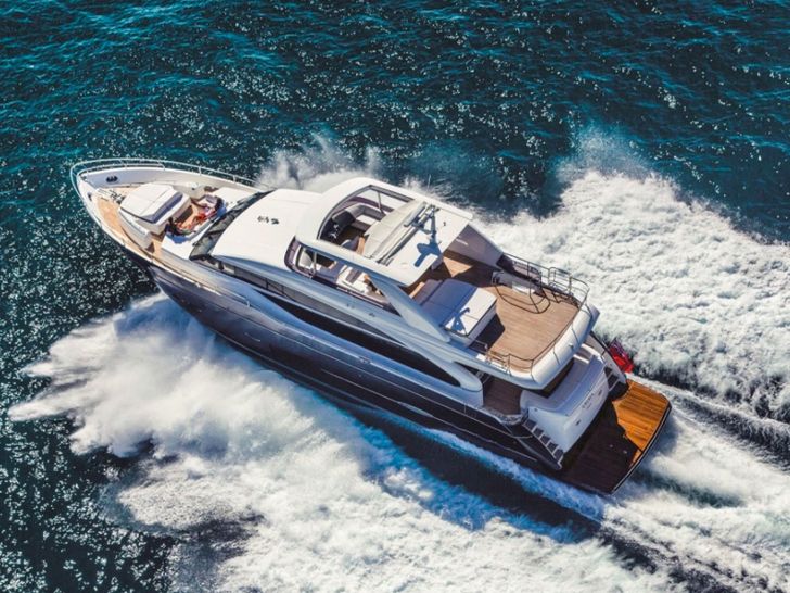 4LIFE Princess 85 cruising aerial shot 4LIFE Princess 85 cruising aerial shot