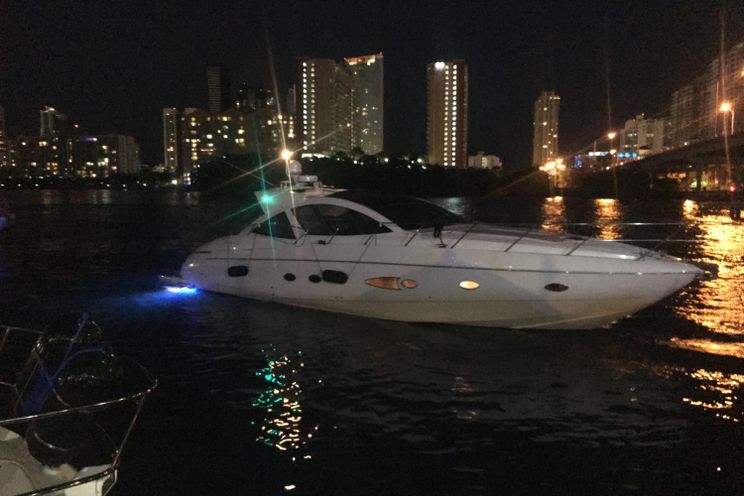 Charter Yacht Azimut 54 - Day Charter - Miami - Ft Lauderdale - Florida