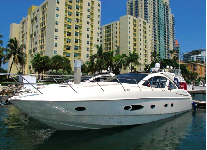 Azimut 54 - Day Charter - Miami - Ft Lauderdale - Florida