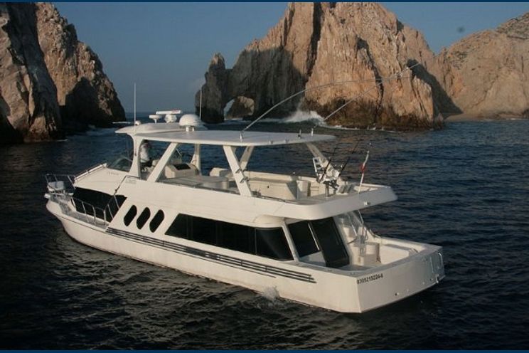 Charter Yacht 680 Bluewater Yacht - 3 Staterooms - Cabo San Lucas - La Paz - Mexico