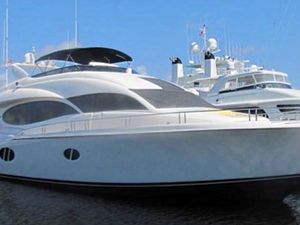 Lazzara 84 - 5 Cabins - Miami Day Boat Rental - South Beach - Biscayne Bay Miami - Miami - Florida Lazzara 84 - 5 Cabins - Miami Day Boat Rental - South Beach - Biscayne Bay Miami - Miami - Florida