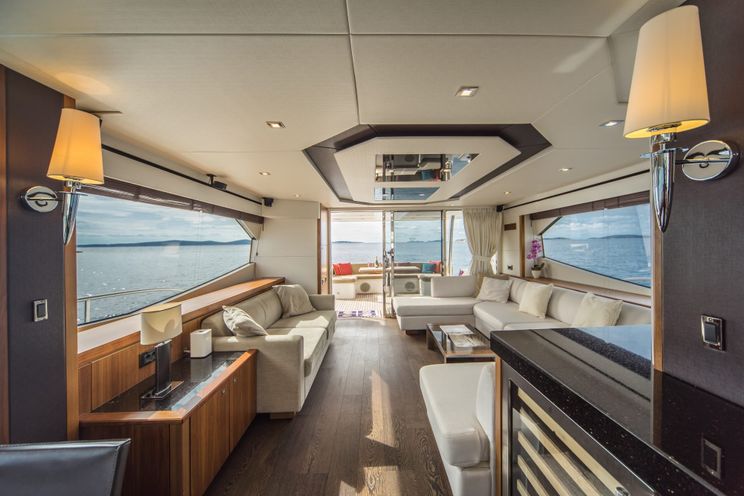 Charter Yacht A CLOUDY BAY - Sunseeker Manhatten 73 - 4 Cabins - Trogir - Split - Sibenik - Kastela - Dubrovnik