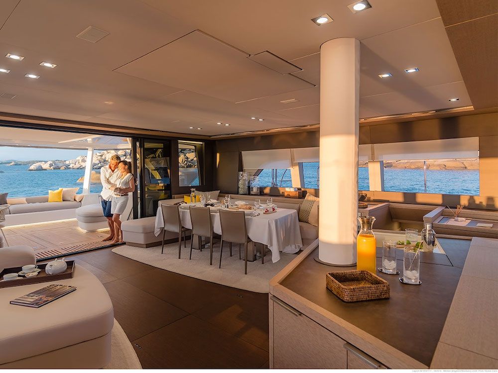ADRIATIC DRAGON - Main saloon