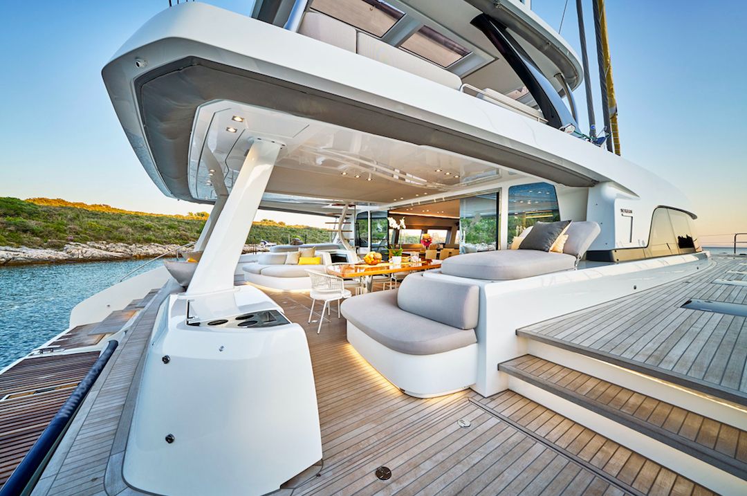 ADRIATIC DRAGON - Exterior
