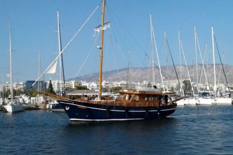 Charter Yacht AEGEAS - Custom Built 50 - 4 Cabins - Athens - Paros - Santorini