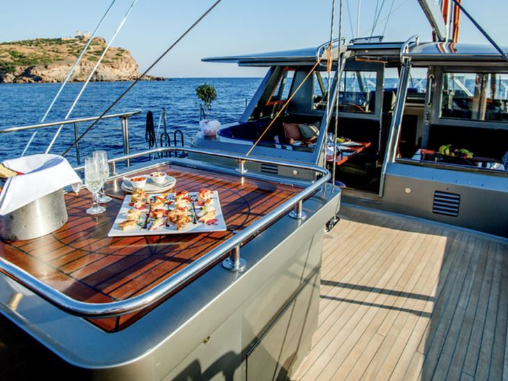 AFAET Deck AFAET Deck