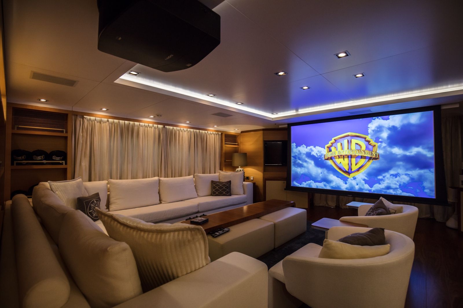 AFRICA I - Benetti 154