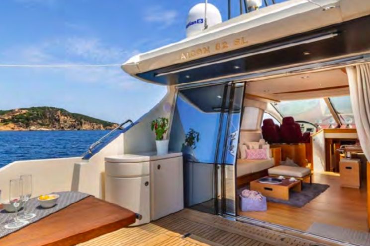 Charter Yacht Aicon 62 Open - Day Charter - 3 cabins(3 double)- Santa Margherita Ligure
