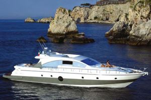 Aicon 72 - Day Charter Yacht - Amalfi - Capri - Naples - Sorrento