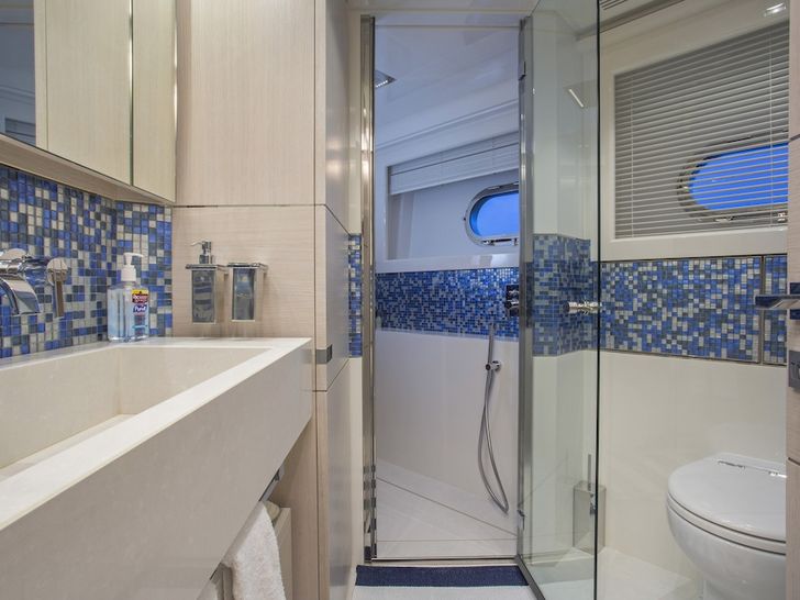 Ferretti 108 Alandrea Bathroom Ferretti 108 Alandrea Bathroom