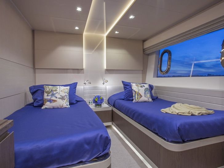 Ferretti 108 Alandrea Twin Cabin