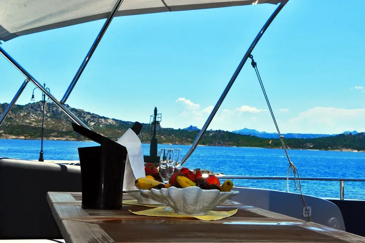 Charter Yacht ALEMIA - Italcraft 105 - 5 Cabins - Olbia - Cannigione - Porto Cervo - Sardinia - Italy