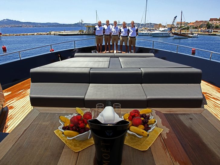 ALEMIA Italcraft 105 - foredeck ALEMIA Italcraft 105 - foredeck