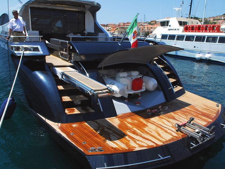 ALEMIA Italcraft 105 - swim platform ALEMIA Italcraft 105 - swim platform