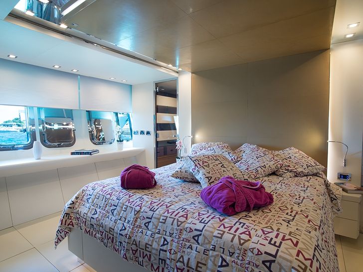 ALEMIA Italcraft 105 - master cabin ALEMIA Italcraft 105 - master cabin