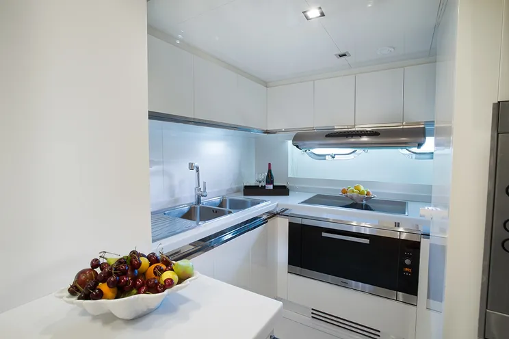 Charter Yacht ALEMIA - Italcraft 105 - 5 Cabins - Olbia - Cannigione - Porto Cervo - Sardinia - Italy