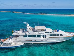 ALEXANDRA JANE - Broward Marine 110 - 5 Cabins - Bahamas - Nassau - Marsh Harbour - Abacos