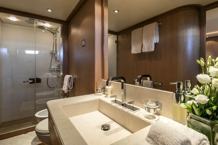 Charter Yacht ALEXIA - Cantieri di Pisa 105 - 4 Cabins - Athens - Mykonos - Santorini