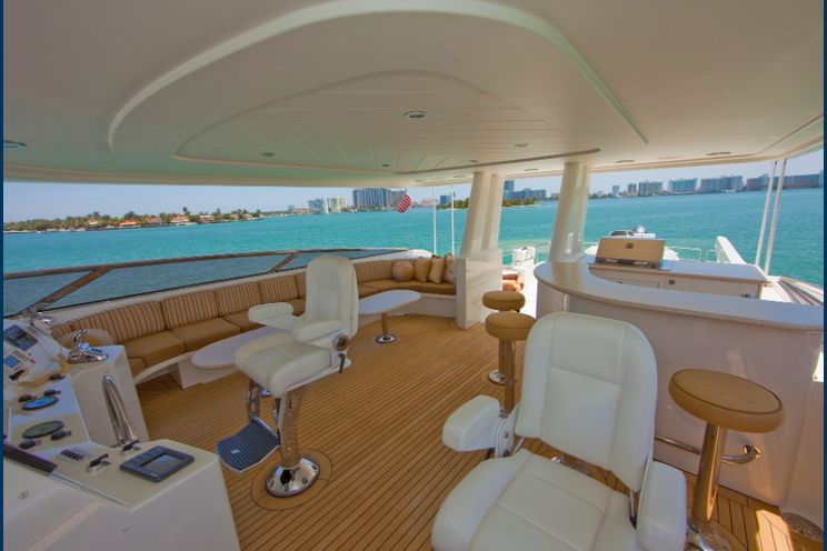 Charter Yacht ALICIA - Westport 112 - 4 Staterooms - Bahamas - Nassau - Exumas