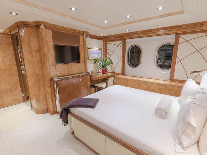 ALLEGRIA - Hakvoort 152 ALLEGRIA - Hakvoort 152