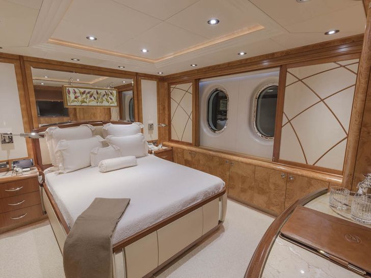 ALLEGRIA - Hakvoort 152 ALLEGRIA - Hakvoort 152