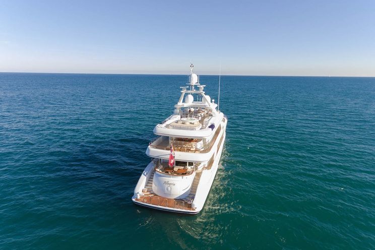 Charter Yacht AMICA MEA - Hakvoort 152 - 5 Cabins - Corsica - Spain - French Riviera - Italian Riviera - Sardinia - Caribbean