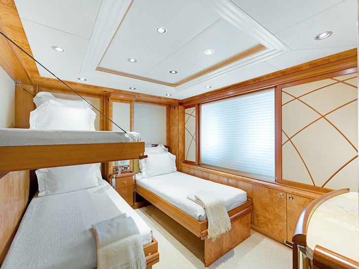 ALLEGRIA - Hakvoort 152 ALLEGRIA - Hakvoort 152