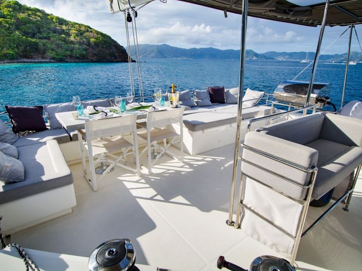 Altesse Lagoon 560 BVI Flybridge Altesse Lagoon 560 BVI Flybridge