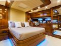 master bed cabin