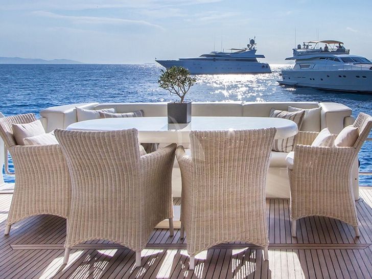 AMORAKI - Aft Deck Dining Table AMORAKI - Aft Deck Dining Table