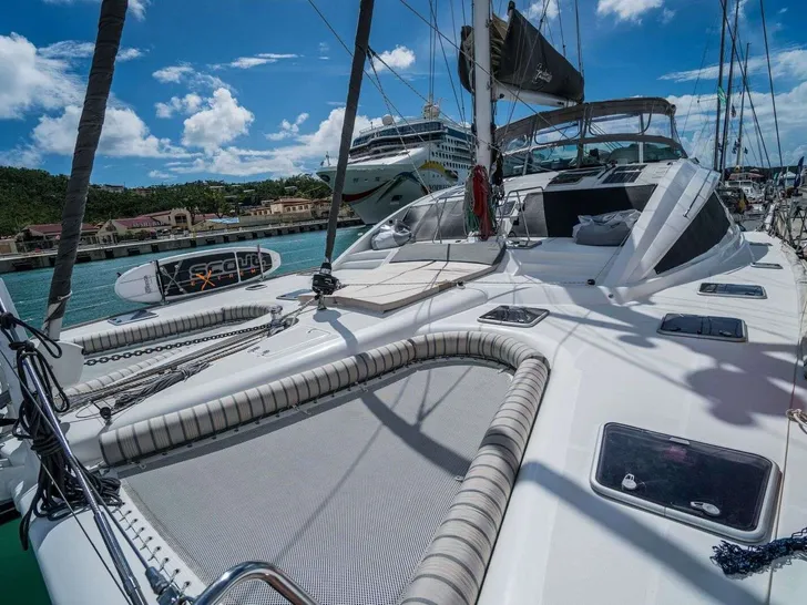 Sweet Ann Marie - Foredeck Sweet Ann Marie - Foredeck