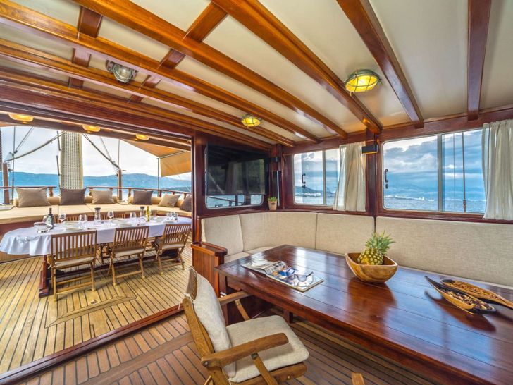ANGELICA Custom Line Gulet 30m - saloon ANGELICA Custom Line Gulet 30m - saloon
