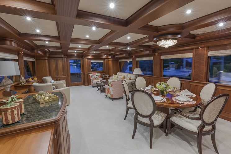 Charter Yacht ANNDRIANNA - Rayburn 92 - 3 Cabins - Nassau - Exumas - Bahamas