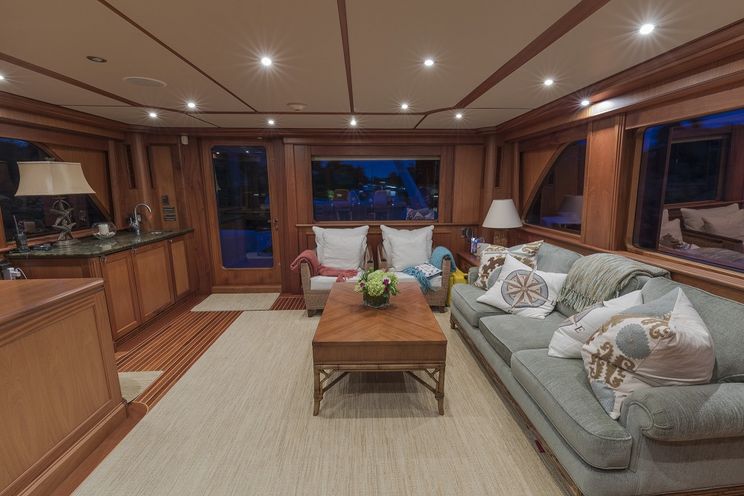 Charter Yacht ANNDRIANNA - Rayburn 92 - 3 Cabins - Nassau - Exumas - Bahamas