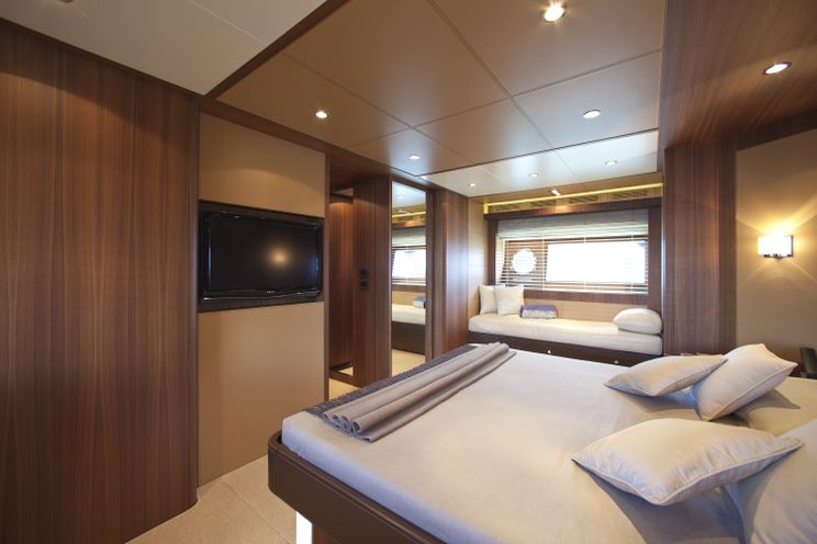 Charter Yacht ANYTHING GOES IV - Riva Duchessa 92 - 4 Cabins - Sorrento - Capri - Amalfi Coast