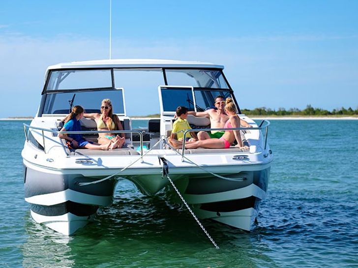 Aquila 36 - Front Aquila 36 - Front