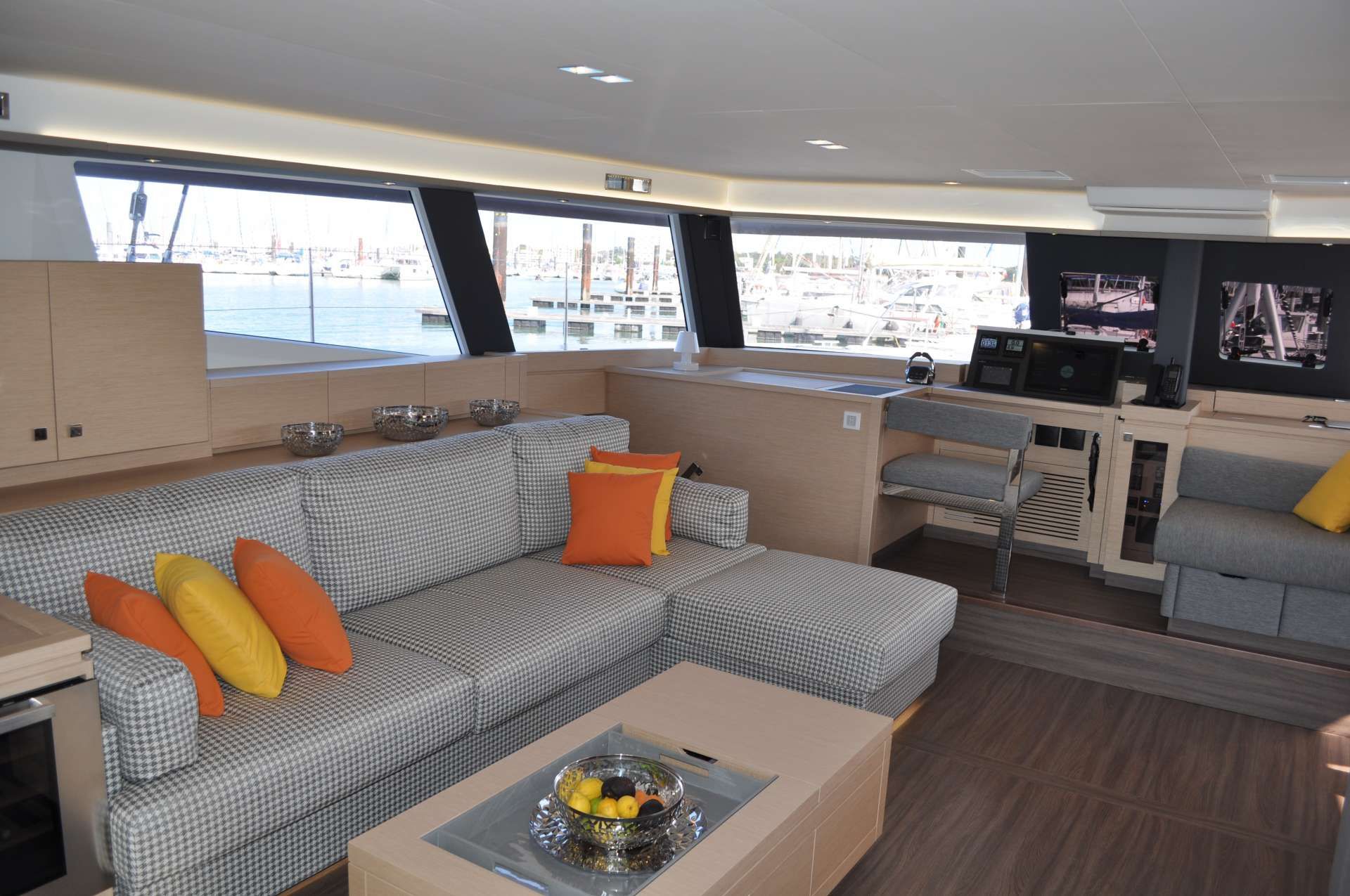 ARAOK - Fountaine Pajot Ipanema 58